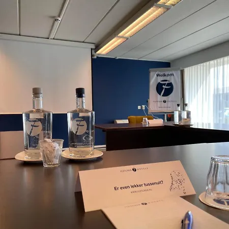 ホテル Fletcher Restaurant Loosdrecht-amsterdam 4*