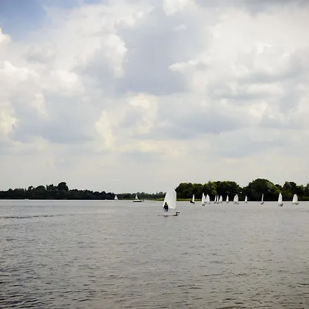 Fletcher Restaurant Loosdrecht-amsterdam ホテル 4*