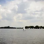 Fletcher Restaurant Loosdrecht-amsterdam Отель 4*